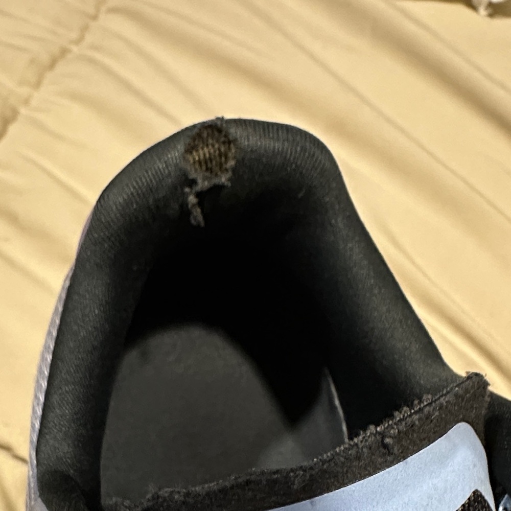 ON Monster Cloudtec Running Shoes - Picture 7 of 7